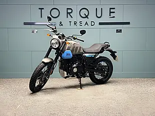 Used 2023 Royal Enfield Scram 411 Adventure Grey - Interior and Exterior details 9