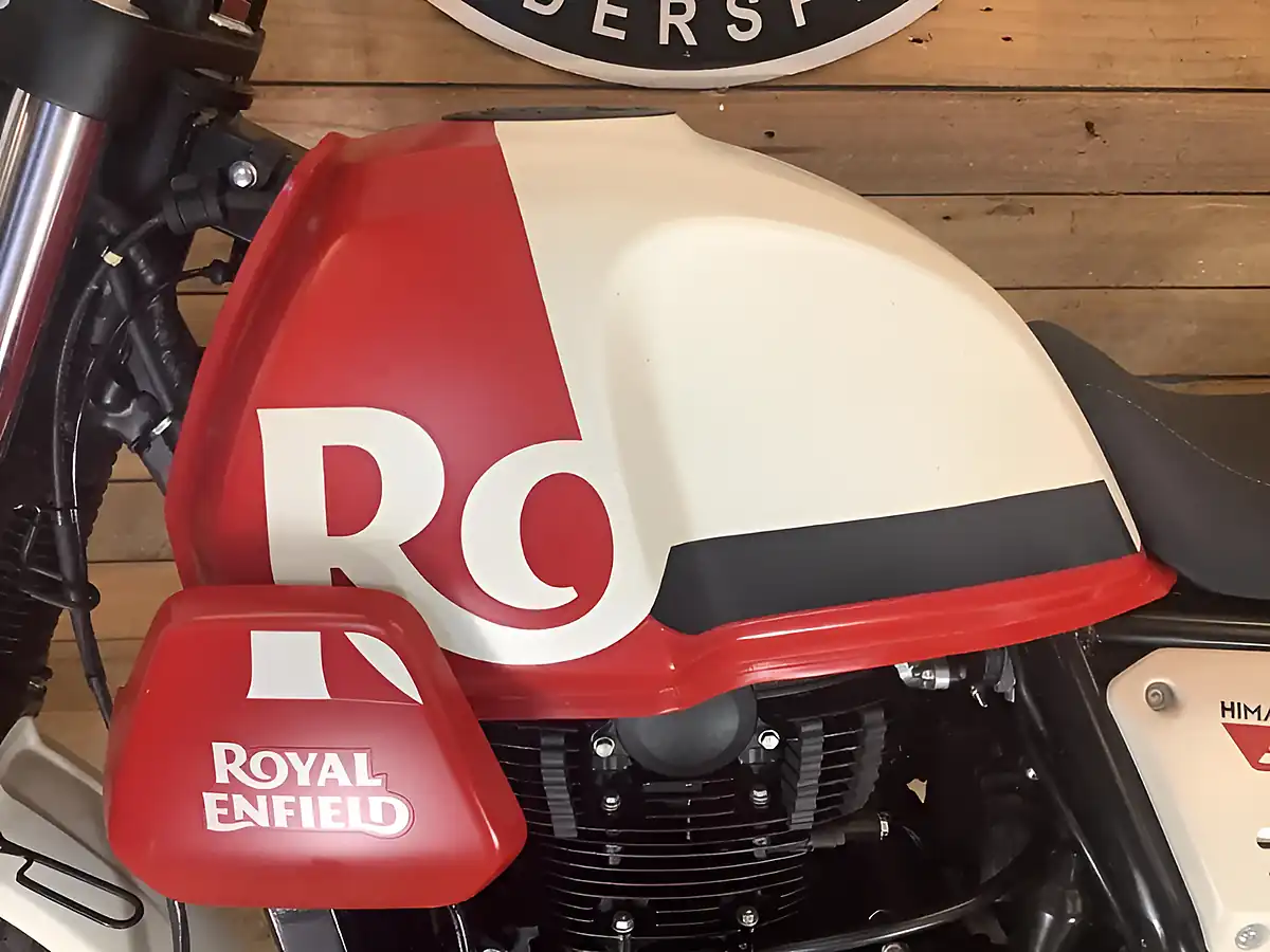 Used 2023 Royal Enfield Scram 411 White - Interior and Exterior details 13