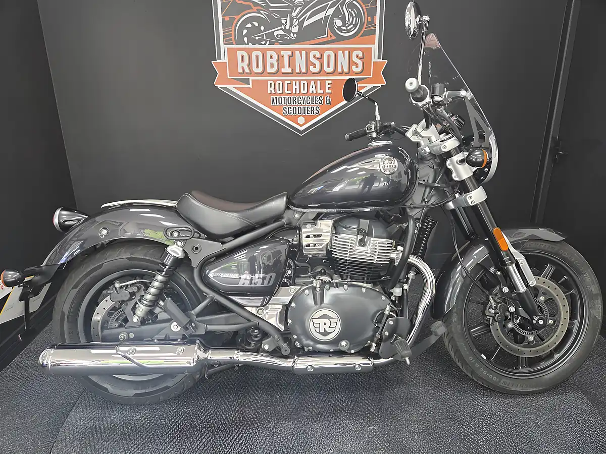 Used 2023 Royal Enfield Super Meteor 650 Black - Interior and Exterior details 5