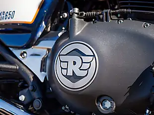 Used 2023 Royal Enfield Super Meteor 650 Blue and White - Interior and Exterior details 12