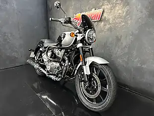 Used 2023 Royal Enfield Super Meteor 650 Classic Grey - Interior and Exterior details 4