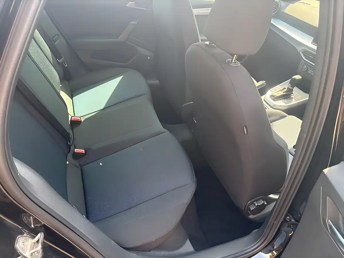 Used 2023 SEAT Arona Fr Black - Interior and Exterior details 11