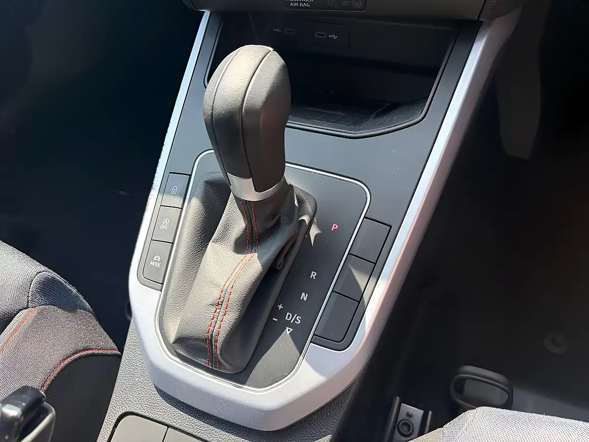 Used 2023 SEAT Arona Fr Black - Interior and Exterior details 18