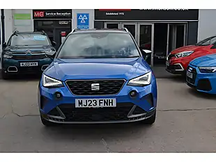 Used 2023 SEAT Arona Fr Edition Blue - Interior and Exterior details 6