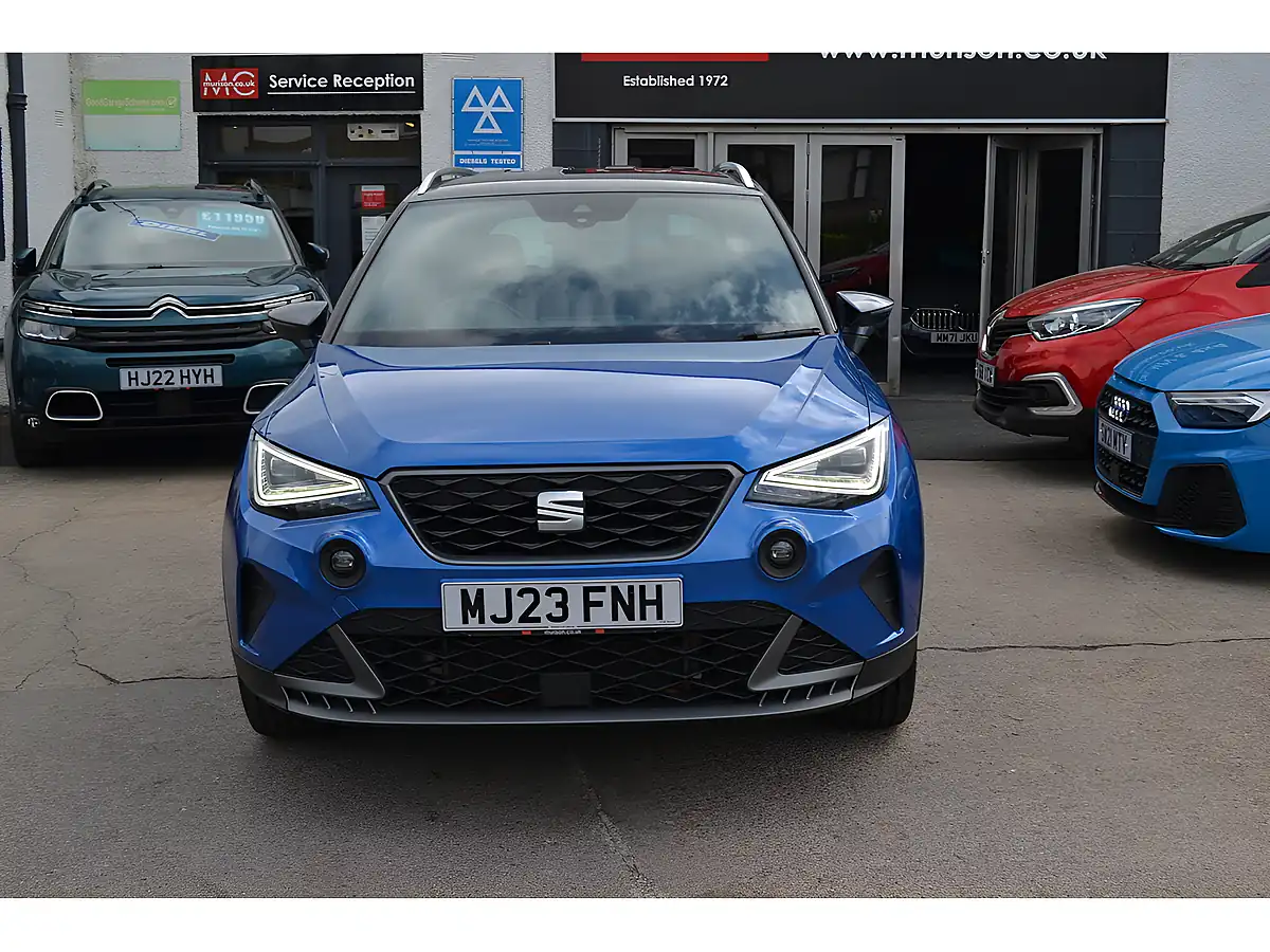 Used 2023 SEAT Arona Fr Edition Blue - Interior and Exterior details 6