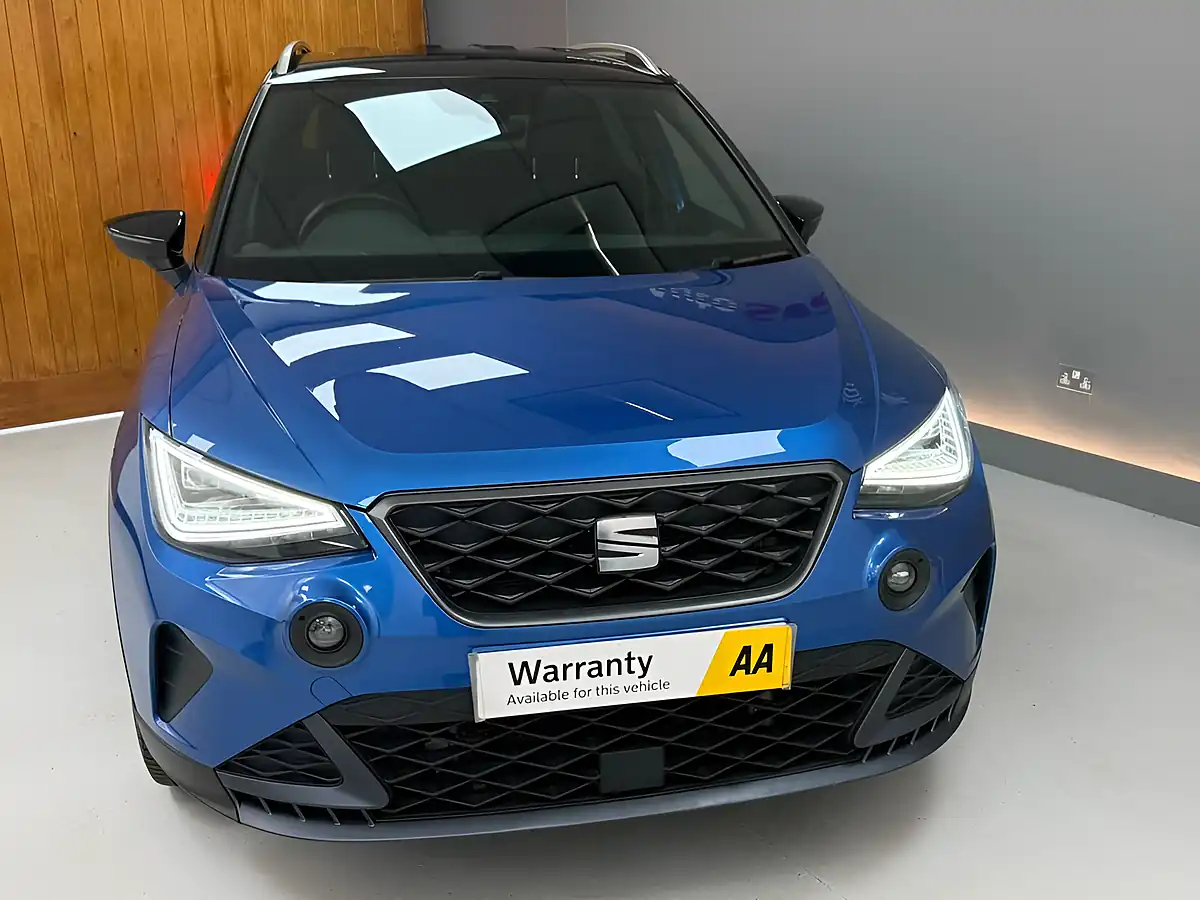 Used 2023 SEAT Arona Fr Edition Blue - Interior and Exterior details 8