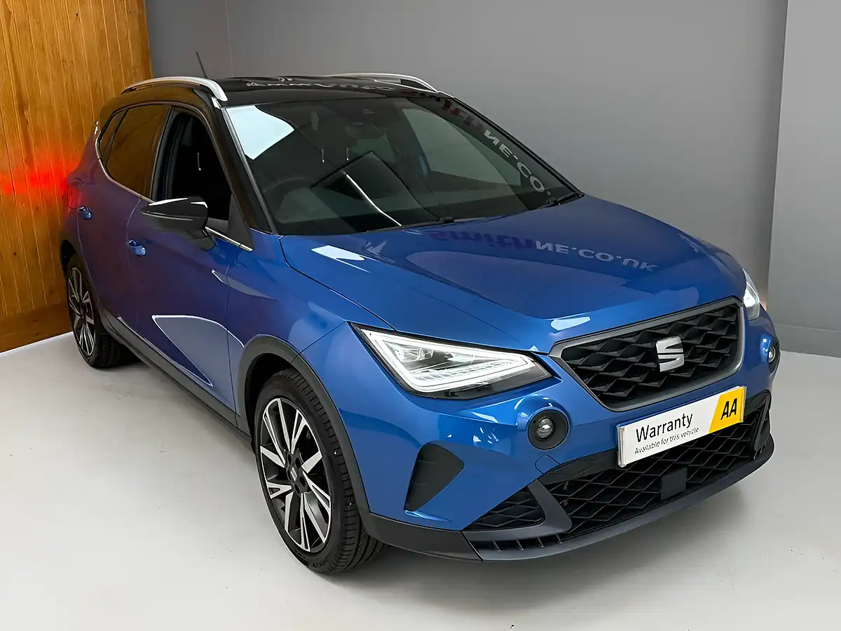 Used 2023 SEAT Arona Fr Edition Blue - Interior and Exterior details 9