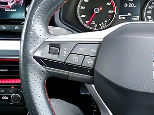Used 2023 SEAT Arona Fr Edition Blue - Interior and Exterior details 16