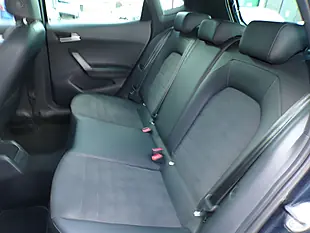 Used 2023 SEAT Arona Fr Edition Blue - Interior and Exterior details 18