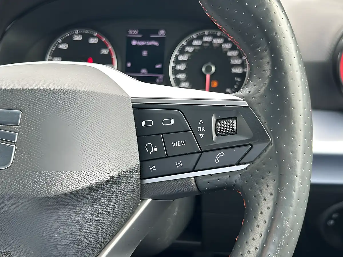 Used 2023 SEAT Arona Fr Edition Metallic Blue - Interior and Exterior details 15