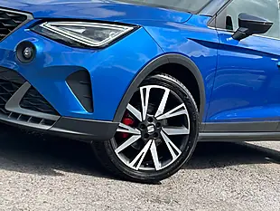 Used 2023 SEAT Arona Fr Edition Metallic Blue - Interior and Exterior details 7