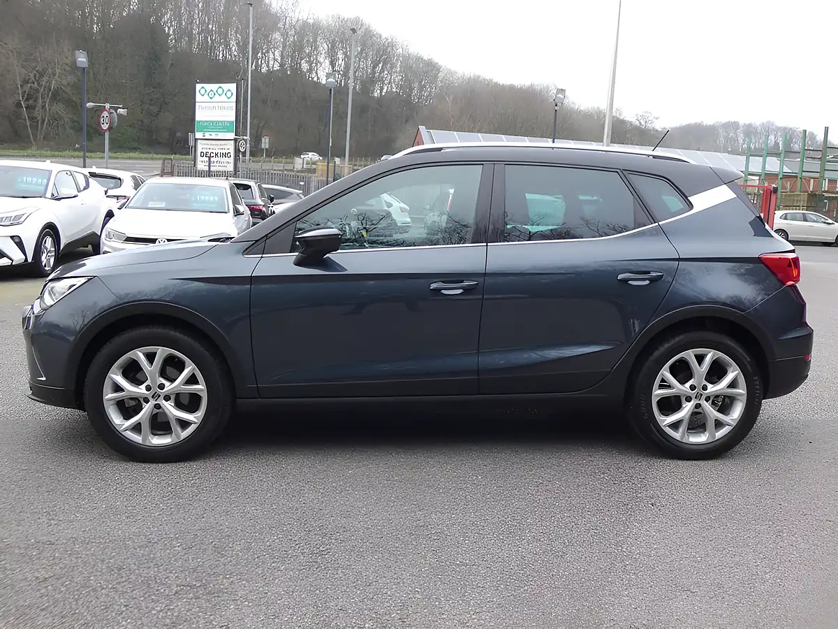 Used 2023 SEAT Arona Fr Magnetic Tech Grey Metallic - Interior and Exterior details 11