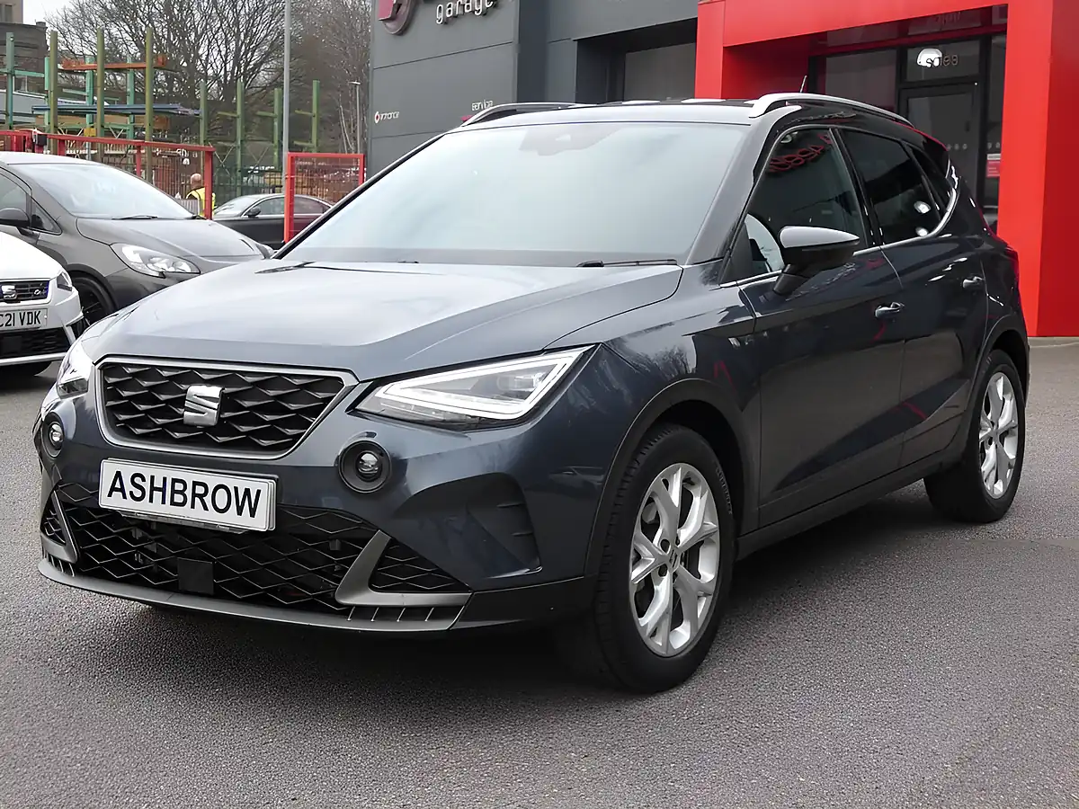 Used 2023 SEAT Arona Fr Magnetic Tech Grey Metallic - Interior and Exterior details 8