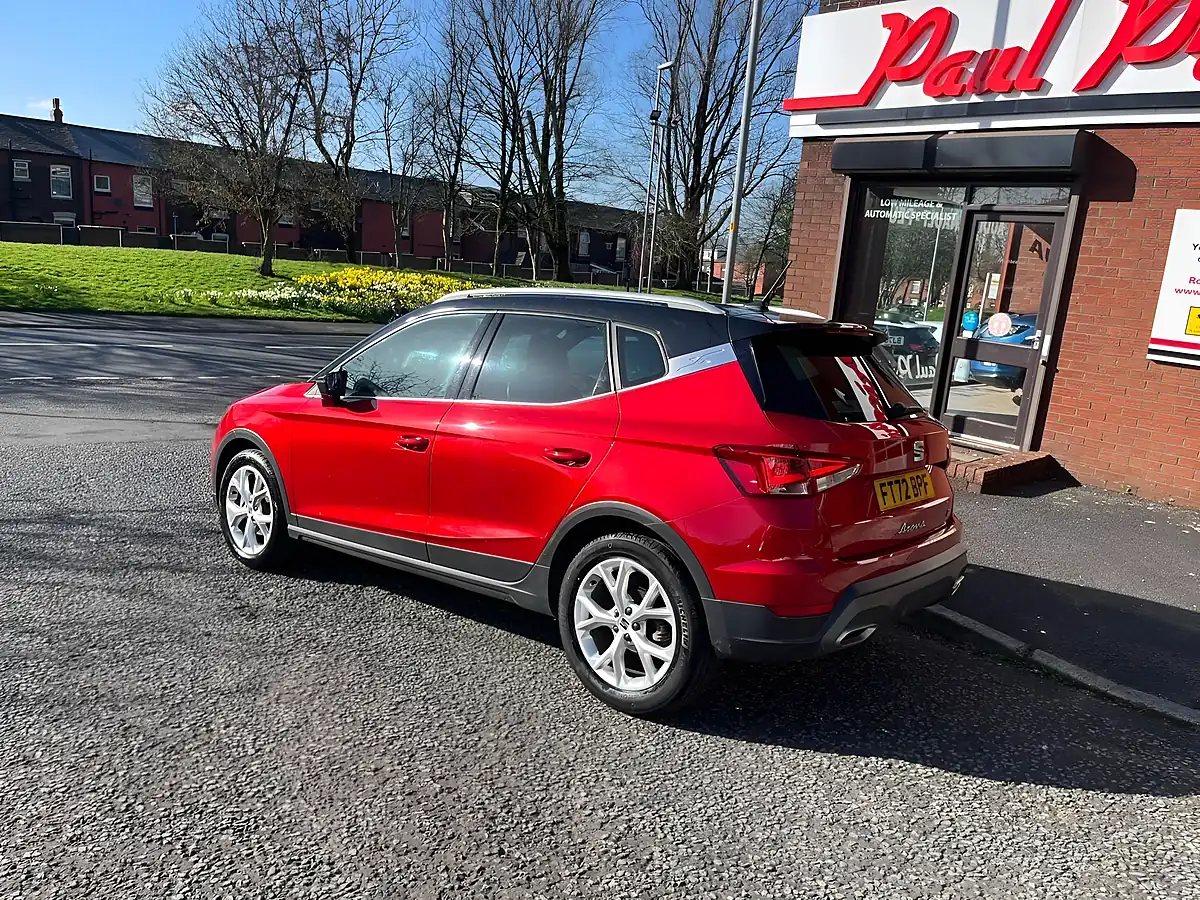 Used 2023 SEAT Arona Fr Red - Interior and Exterior details 4