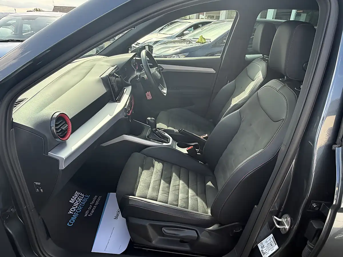 Used 2023 SEAT Arona Fr Sport Magnetic Grey Metallic - Interior and Exterior details 11