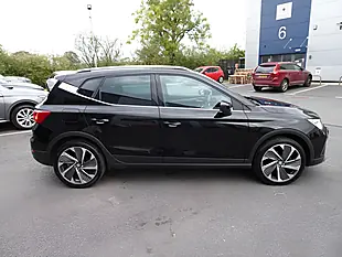 Used 2023 SEAT Arona Fr Sport Midnight Black - Interior and Exterior details 10