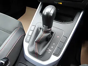 Used 2023 SEAT Arona Fr Sport Midnight Black - Interior and Exterior details 4