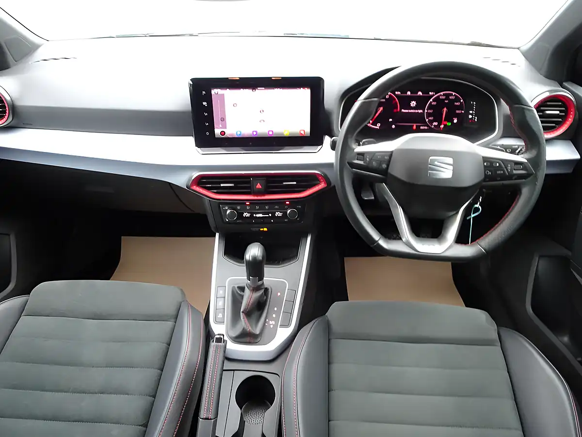 Used 2023 SEAT Arona Fr Sport Midnight Black - Interior and Exterior details 6
