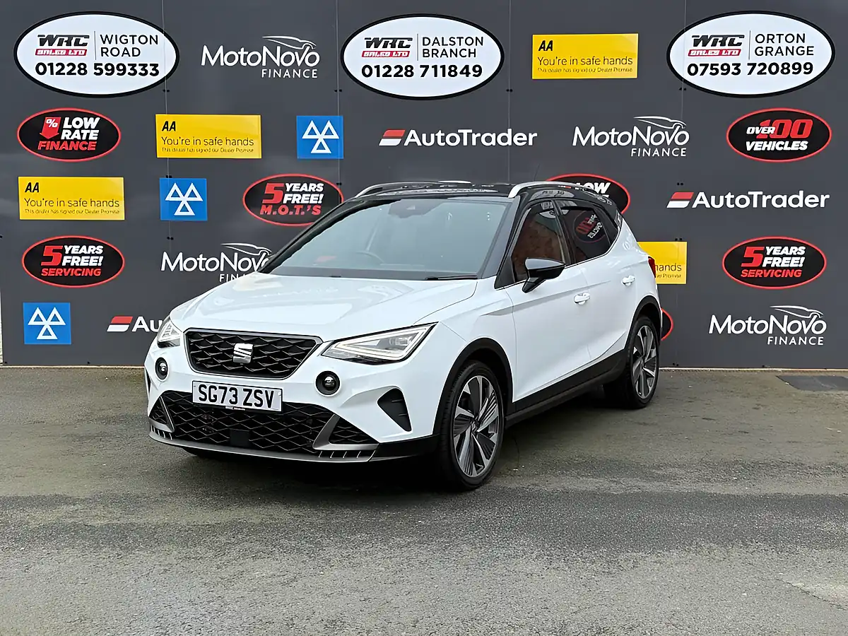 Used 2023 SEAT Arona Fr Sport White - Front View