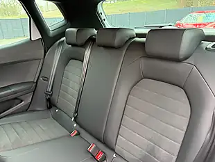 Used 2023 SEAT Arona Fr Sport White - Interior and Exterior details 13