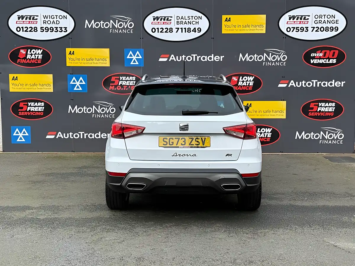 Used 2023 SEAT Arona Fr Sport White - Interior and Exterior details 7