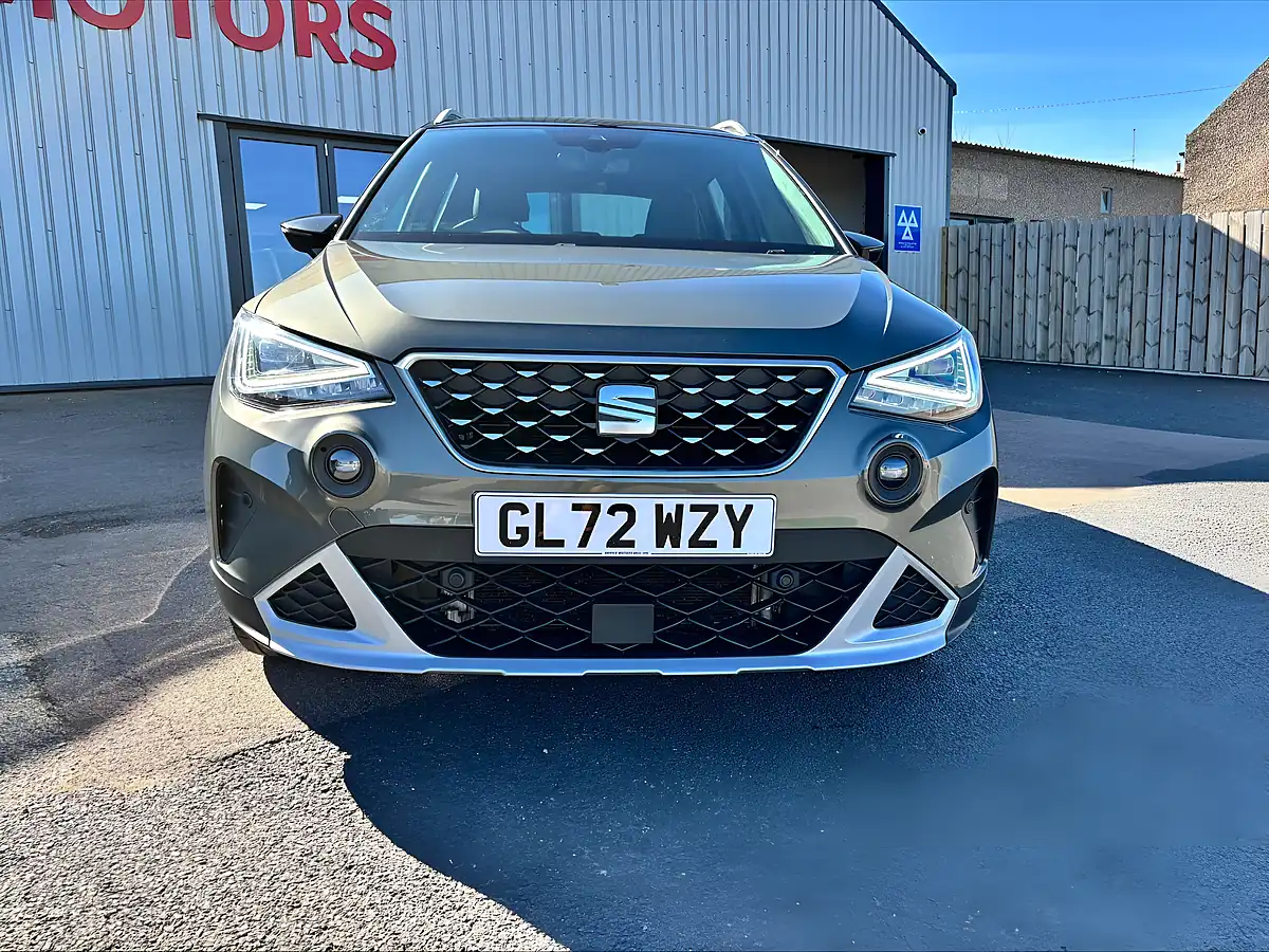 Used 2023 SEAT Arona Xperience Lux Green - Interior and Exterior details 4