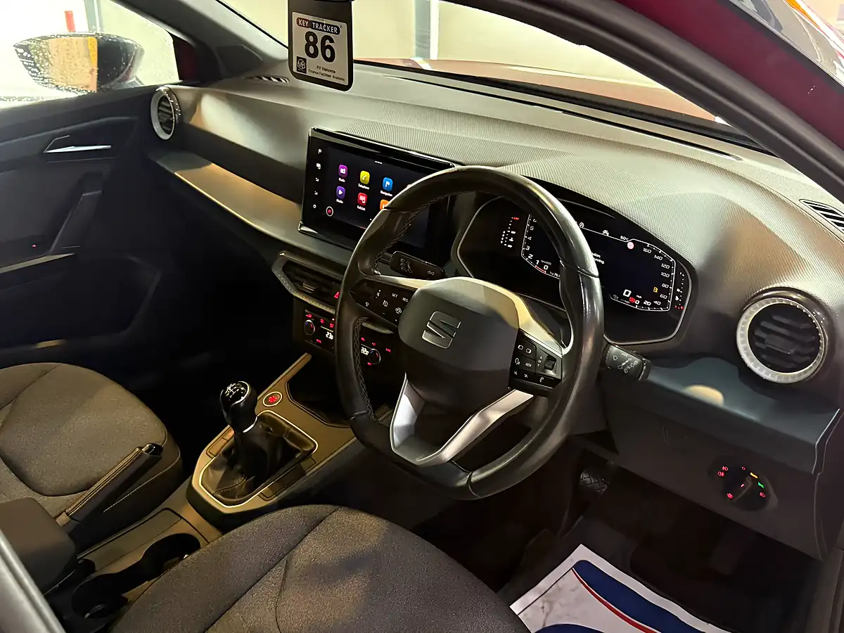 Used 2023 SEAT Arona Xperience Red - Interior and Exterior details 15