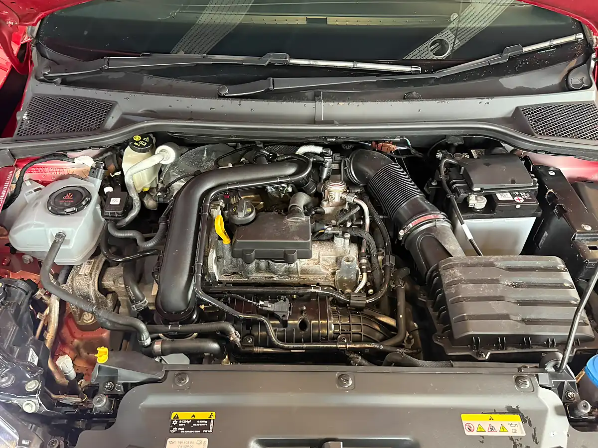 Used 2023 SEAT Arona Xperience Red - Interior and Exterior details 20