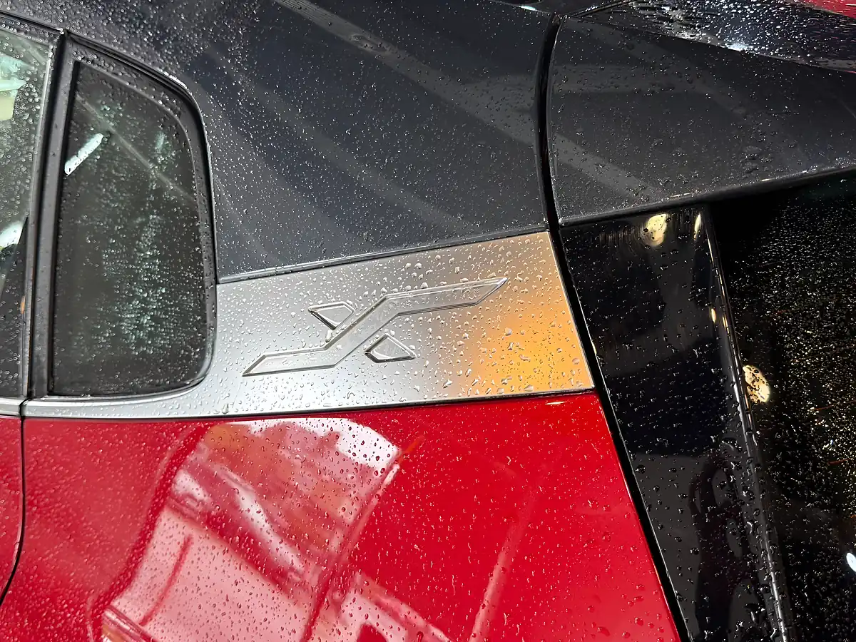 Used 2023 SEAT Arona Xperience Red - Interior and Exterior details 7