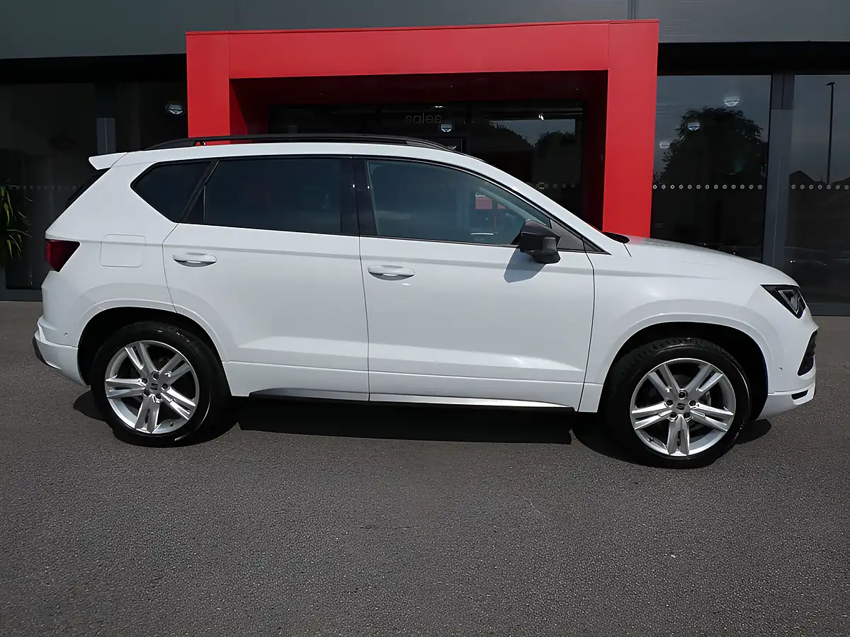 Used 2023 SEAT Ateca Fr Nevada White Metallic - Interior and Exterior details 10