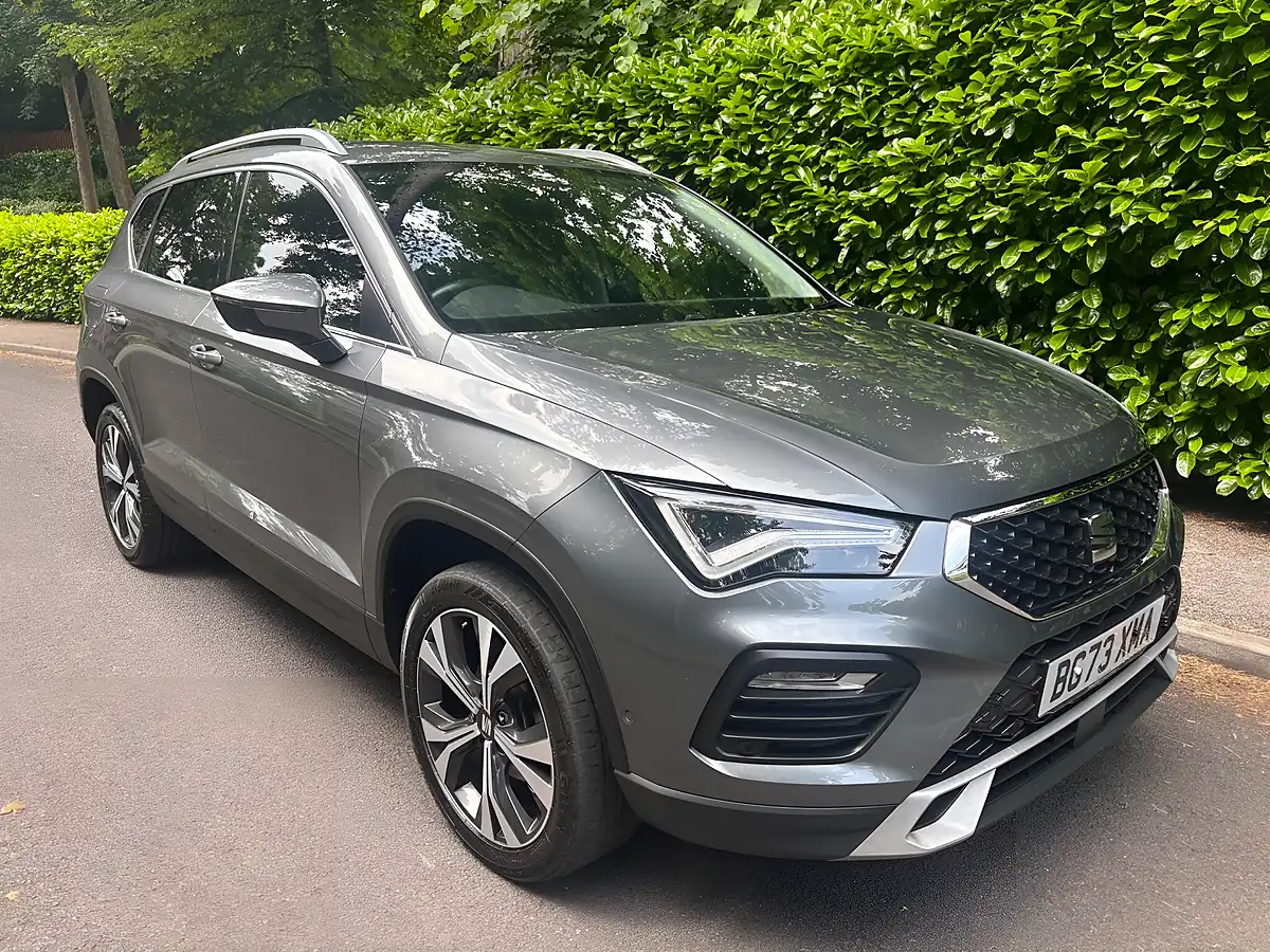 Used 2023 SEAT Ateca Se Technology Grey - Front View