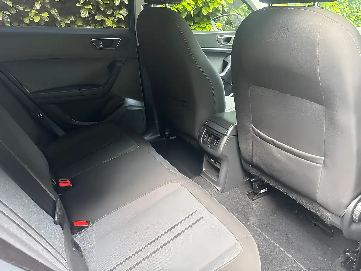 Used 2023 SEAT Ateca Se Technology Grey - Interior and Exterior details 11