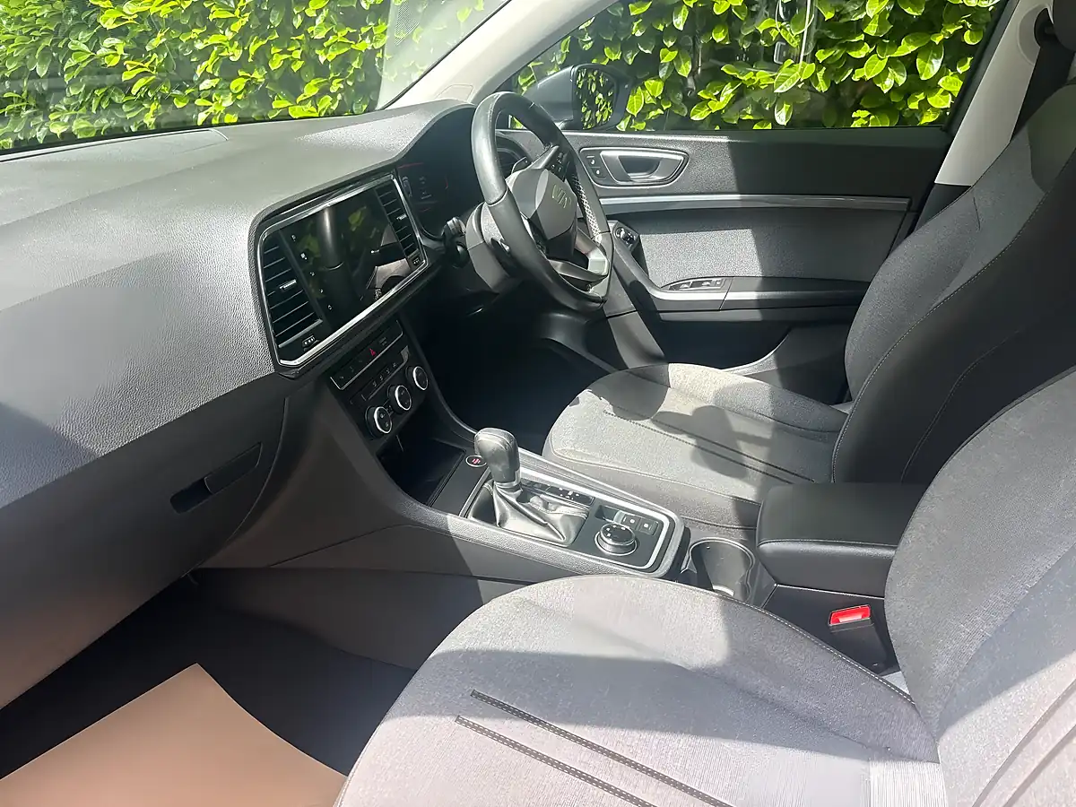 Used 2023 SEAT Ateca Se Technology Grey - Interior and Exterior details 18