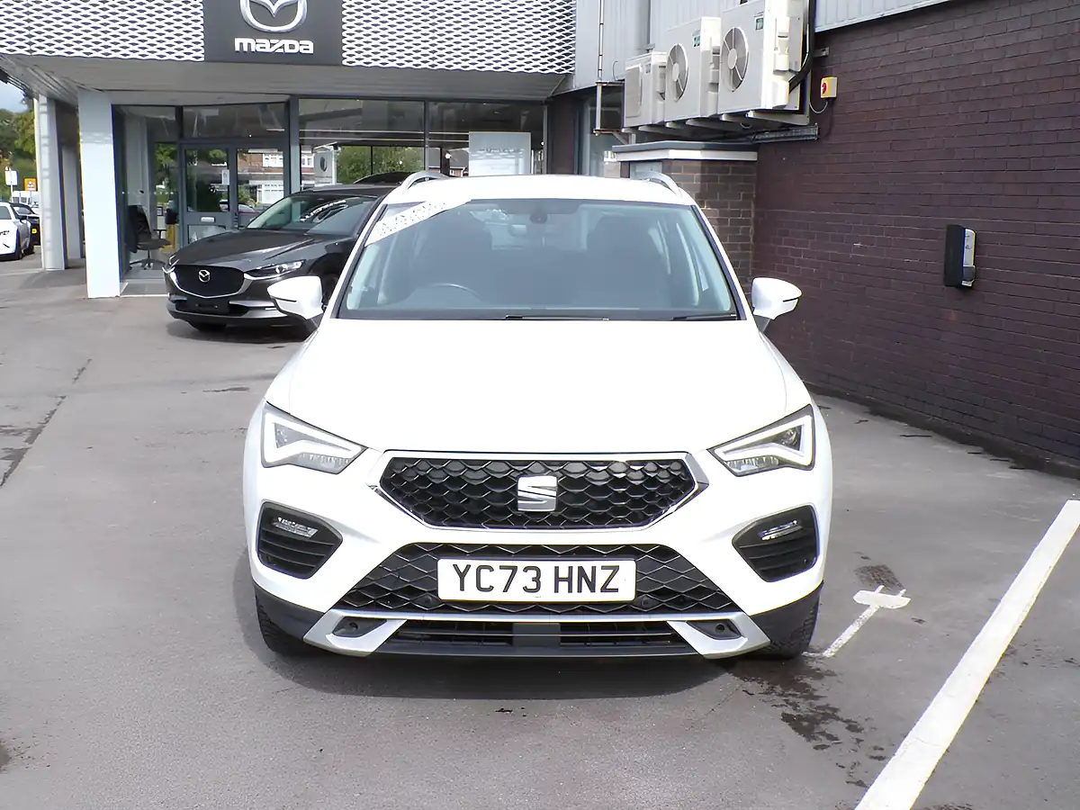Used 2023 SEAT Ateca Se Technology White - Interior and Exterior details 3