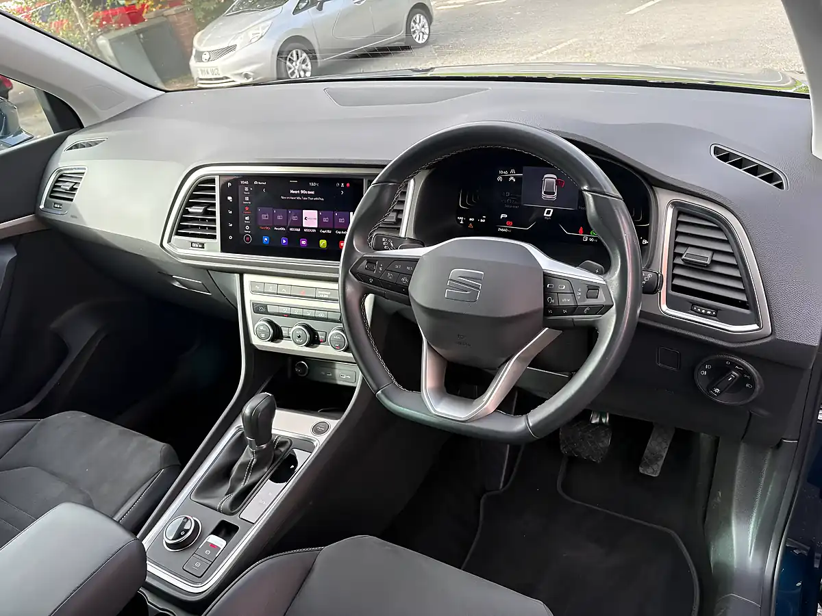 Used 2023 SEAT Ateca Xperience Blue - Interior and Exterior details 9