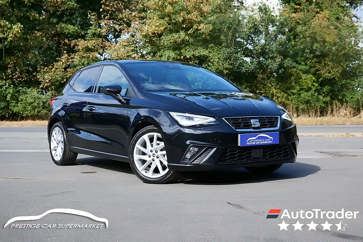 Used 2023 SEAT Ibiza Fr Black - Front View