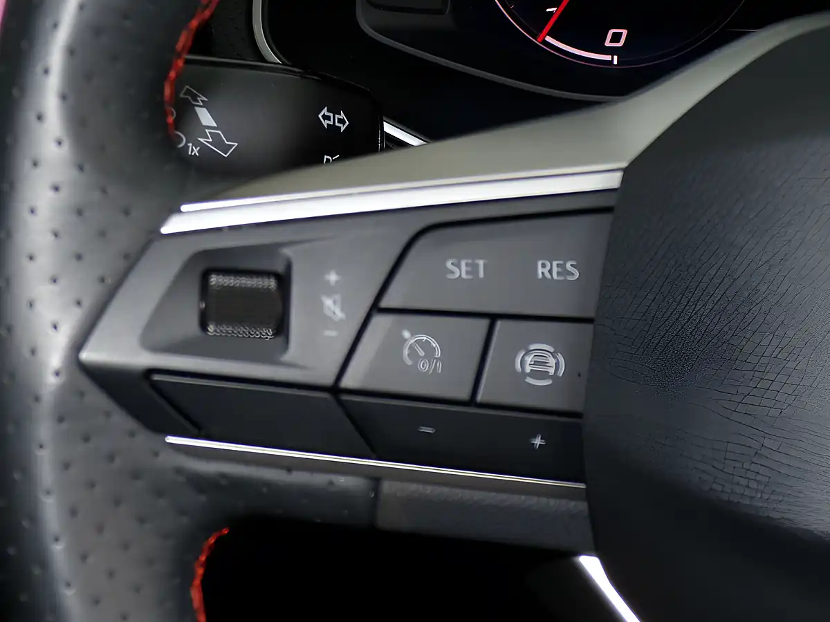 Used 2023 SEAT Ibiza Fr Sport Silver - Interior and Exterior details 11