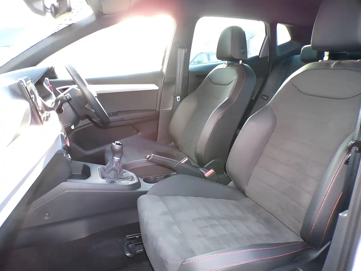 Used 2023 SEAT Ibiza Fr Sport Silver - Interior and Exterior details 18