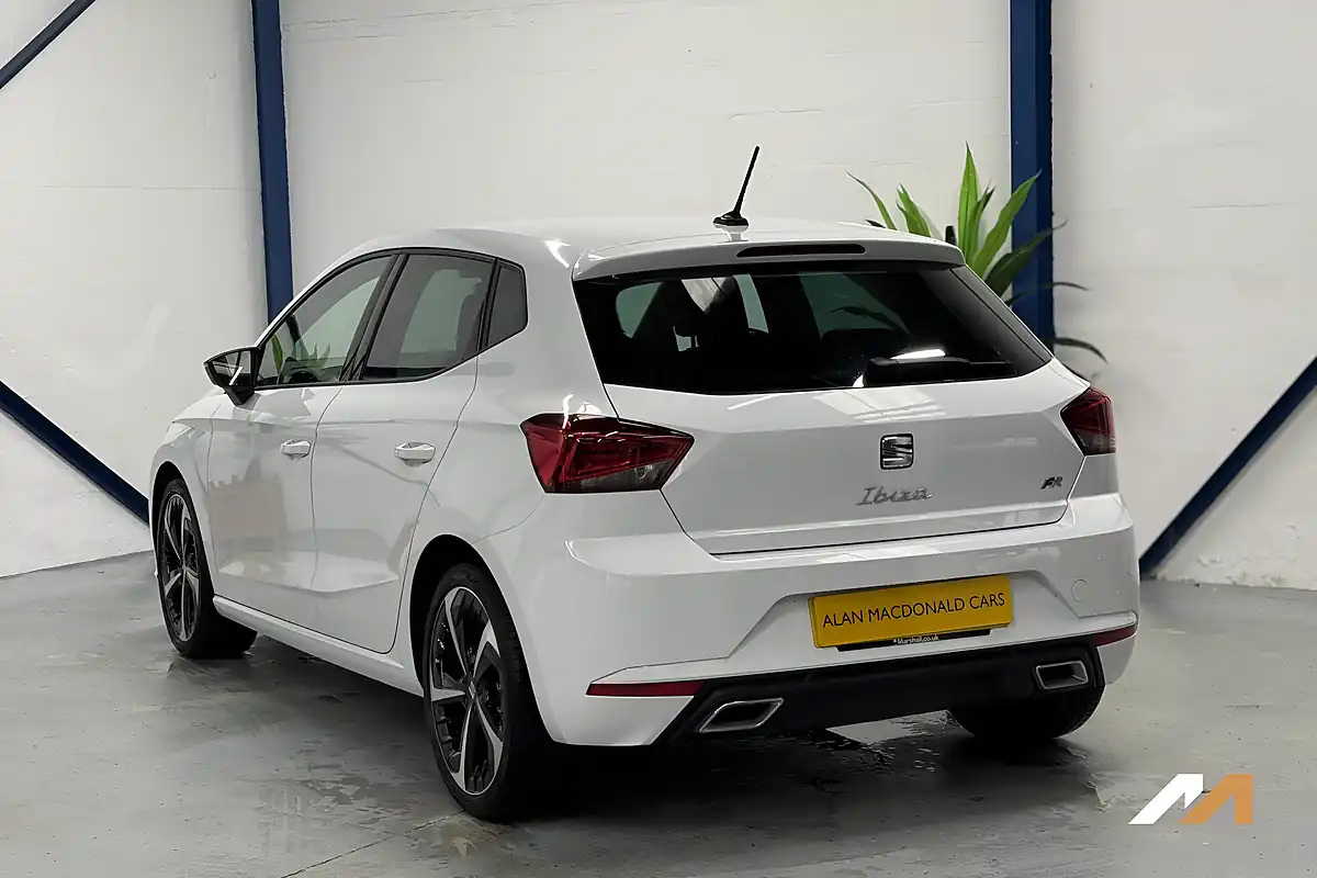 Used 2023 SEAT Ibiza Fr Sport White - Interior and Exterior details 2