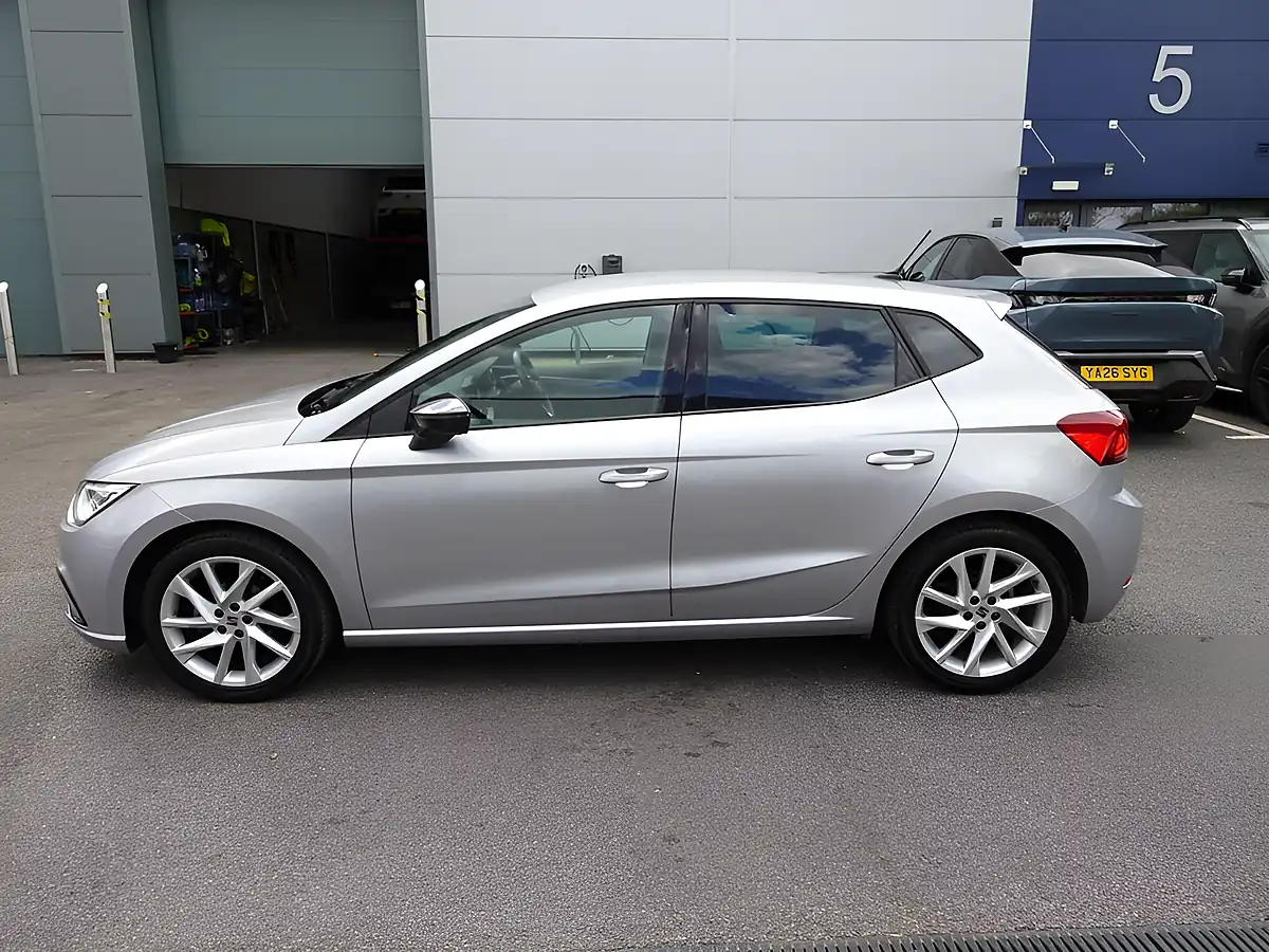Used 2023 SEAT Ibiza Fr Urban Silver - Interior and Exterior details 8