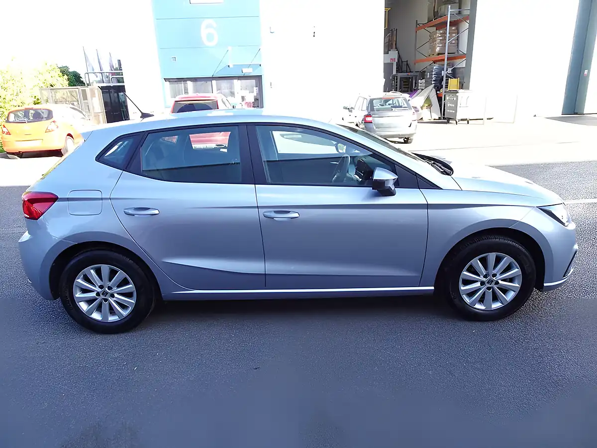 Used 2023 SEAT Ibiza Se Urban Silver - Interior and Exterior details 15