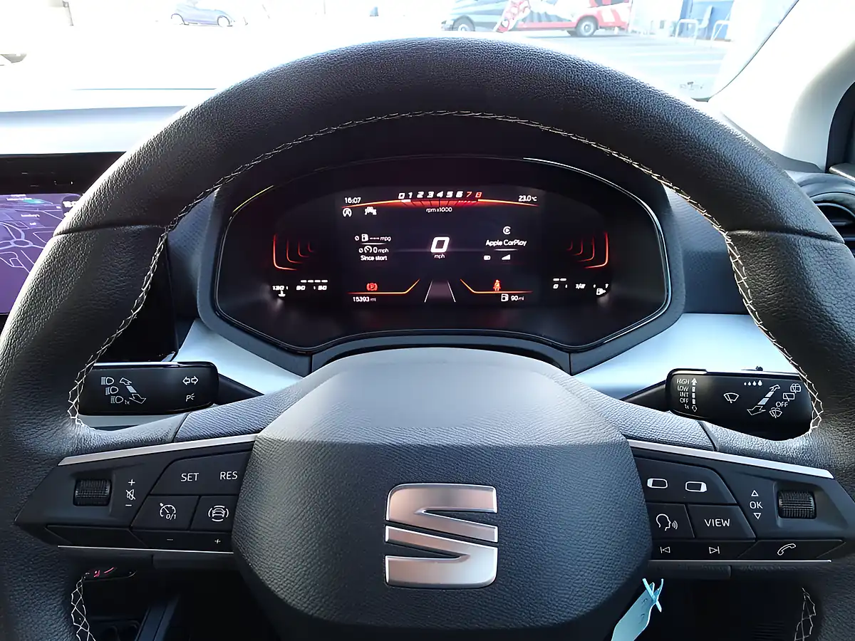 Used 2023 SEAT Ibiza Se Urban Silver - Interior and Exterior details 7