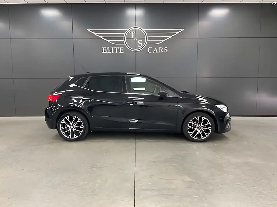 Used 2023 SEAT Ibiza Xcellence Black - Interior and Exterior details 2