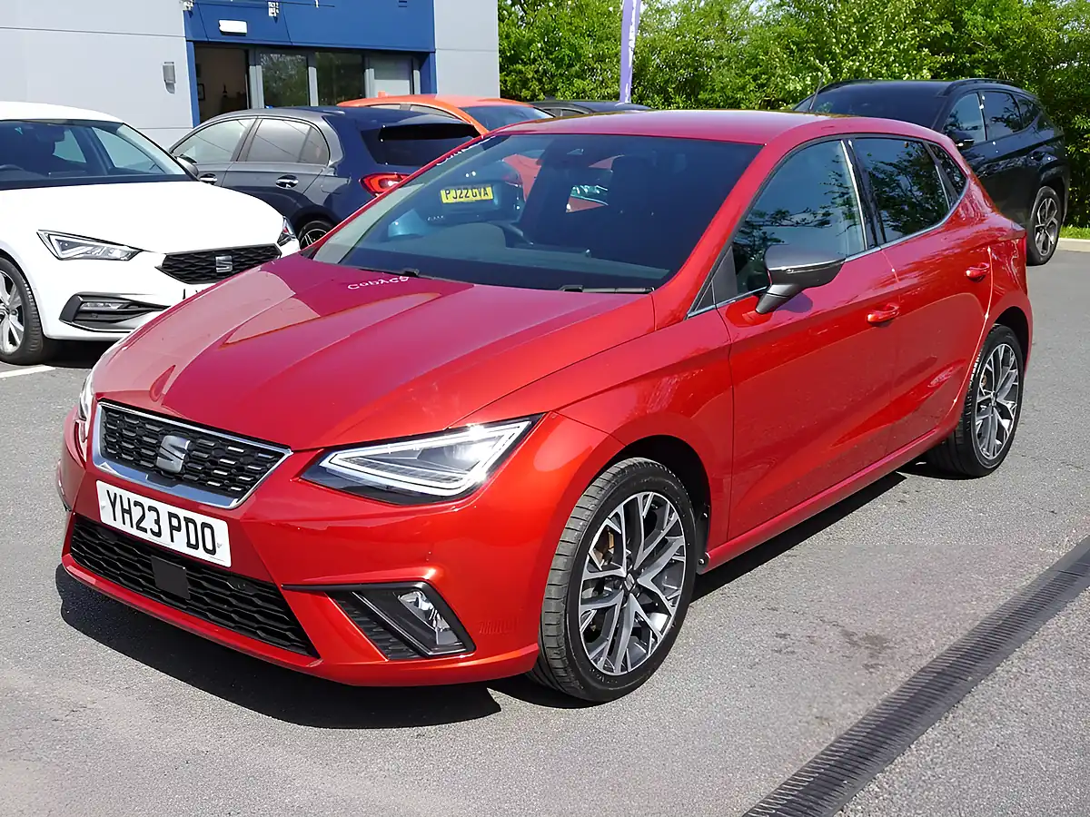 Used 2023 SEAT Ibiza Xcellence Lux Desire Red - Front View
