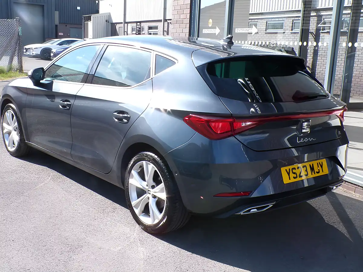 Used 2023 SEAT Leon Fr Grey - Interior and Exterior details 8