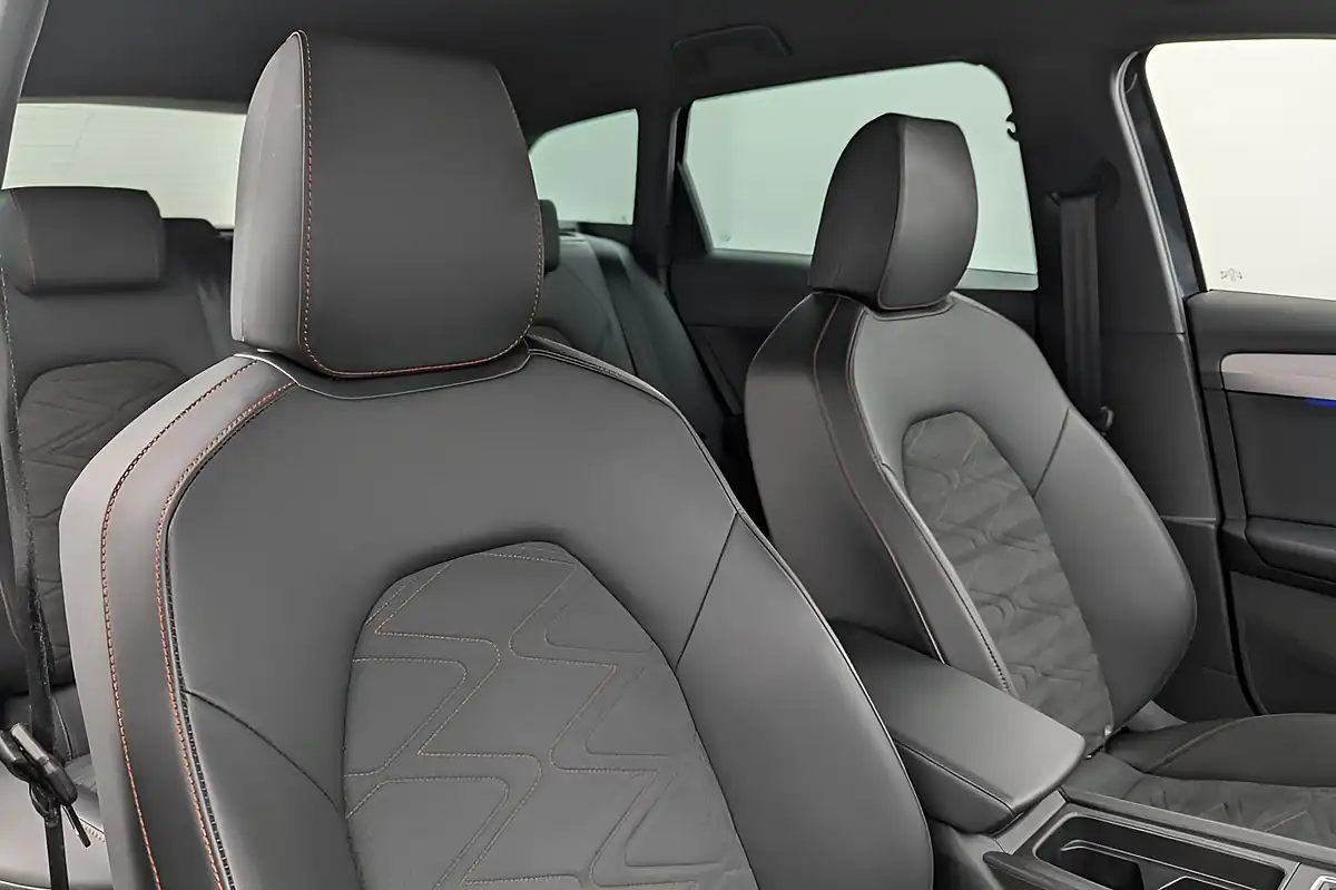 Used 2023 SEAT Leon Fr Sport Grey - Interior and Exterior details 10