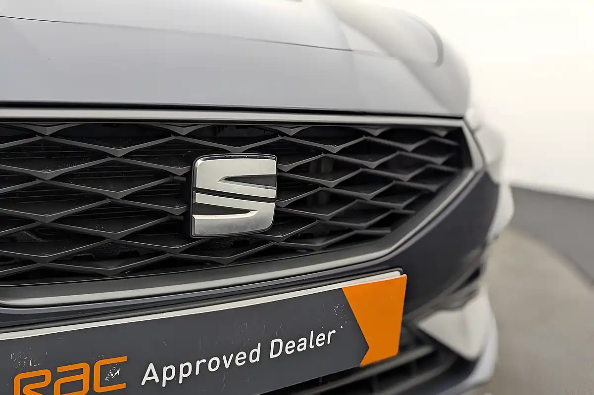 Used 2023 SEAT Leon Fr Sport Grey - Interior and Exterior details 17