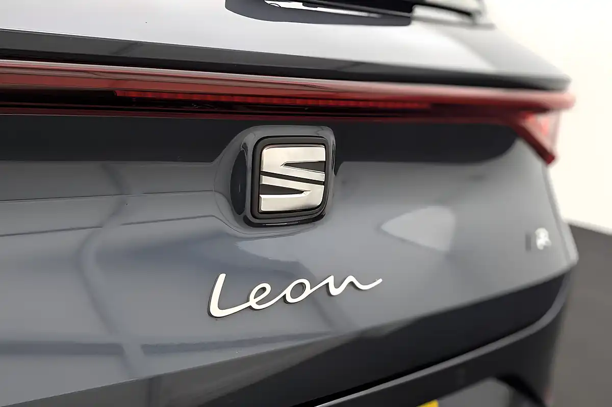 Used 2023 SEAT Leon Fr Sport Grey - Interior and Exterior details 18