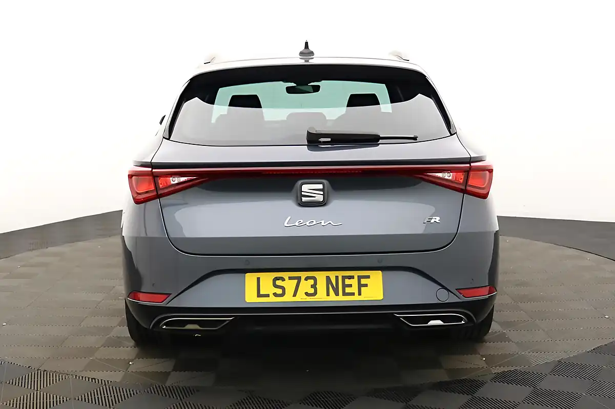 Used 2023 SEAT Leon Fr Sport Grey - Interior and Exterior details 5
