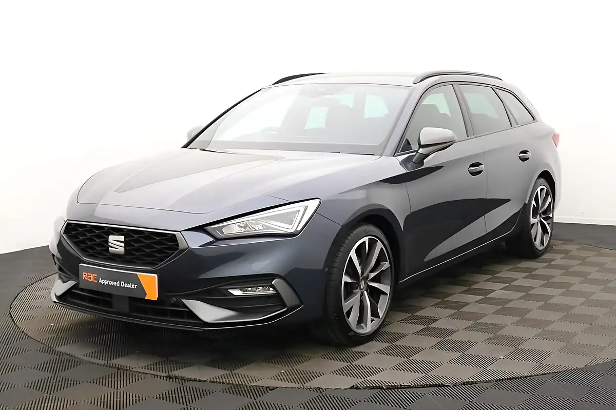 Used 2023 SEAT Leon Fr Sport Grey - Interior and Exterior details 7